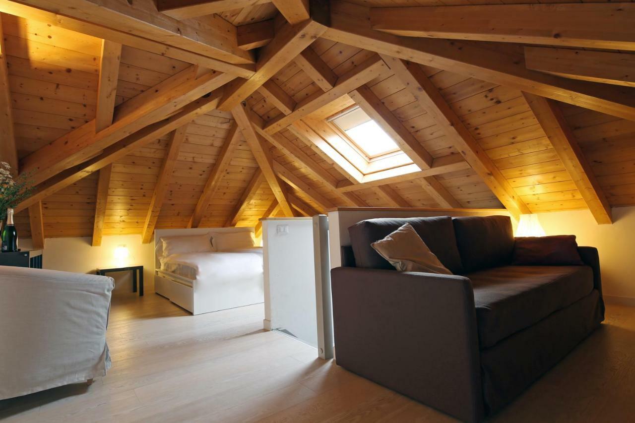 La Coccinella Apartment เบลลาโจ ภายนอก รูปภาพ